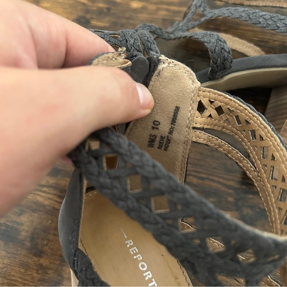 Report Reeve Pumps Dark Gray Strappy Heels Formal Casual Neutral 10 - Picture 6 of 7